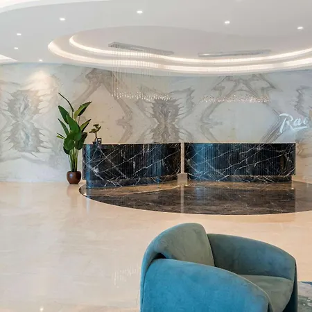 Radisson Merter