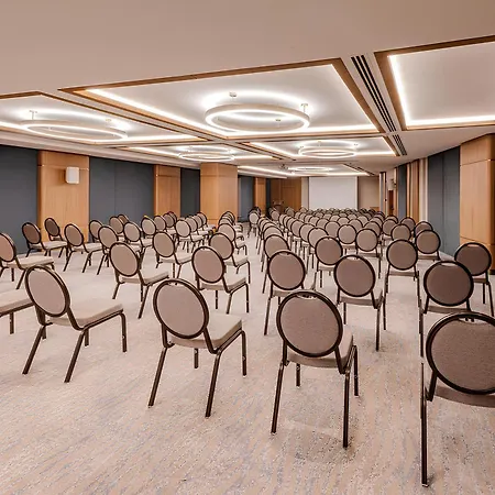 فندق Radisson Merter